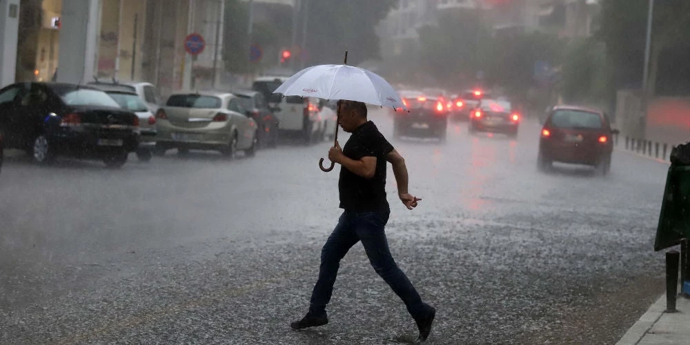 Χαλάει πάλι o καιρός με βροχές και χαμηλές θερμοκρασίες – Αναλυτική πρόγνωση